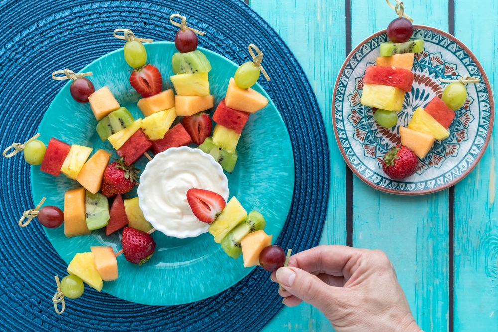 Yogurt Dip dengan Buah - SQUEEZE