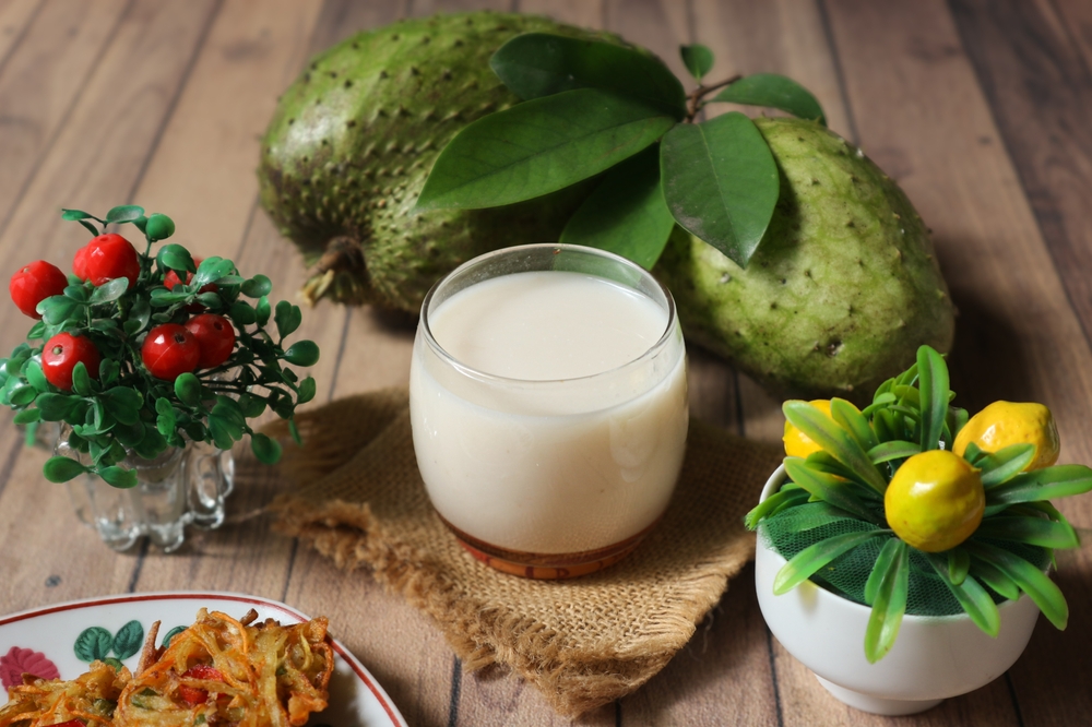 jus sirsak:sirsak yakult - SQUEEZE